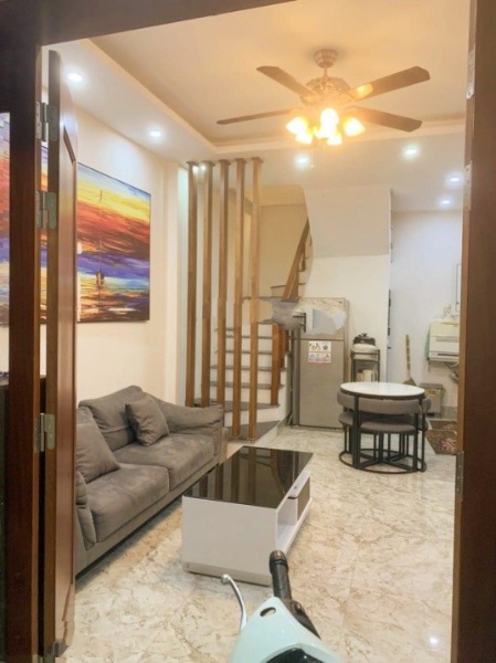 Bán gấp nhà 4 tầng tại Phố Ngọc Trì, Phường Thạch Bàn, Long Biên, Hà Nội